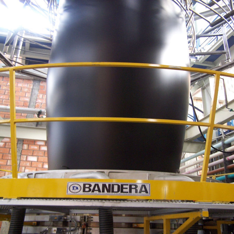 Plástico negro recuperado de 3m ancho x 120m de largo calibre 6 100306120